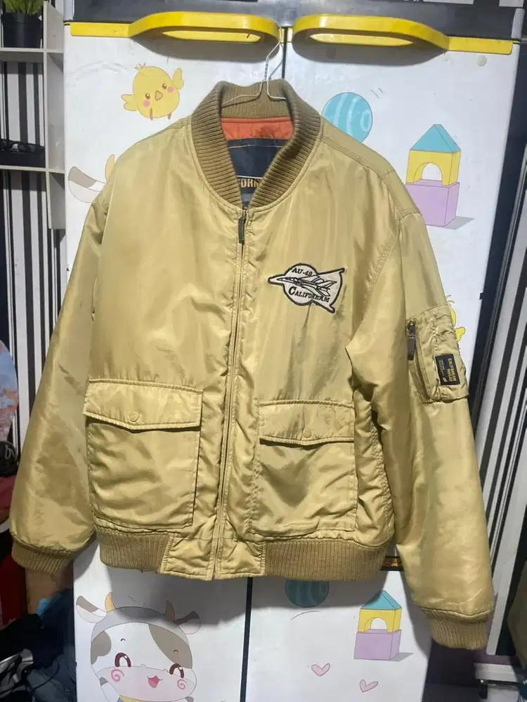 Jaket bomber by W.H.O