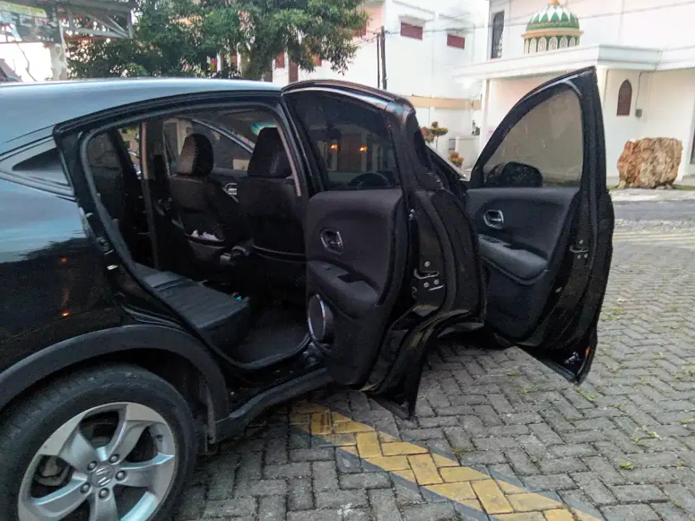 Merek & Tipe] [Tahun] [Transmisi] Mulus Terawat