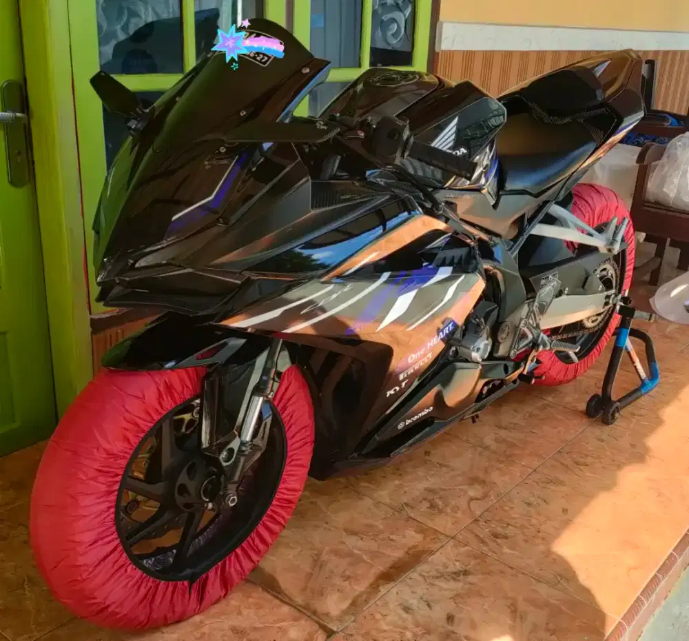 Dijual Honda CBR250RR