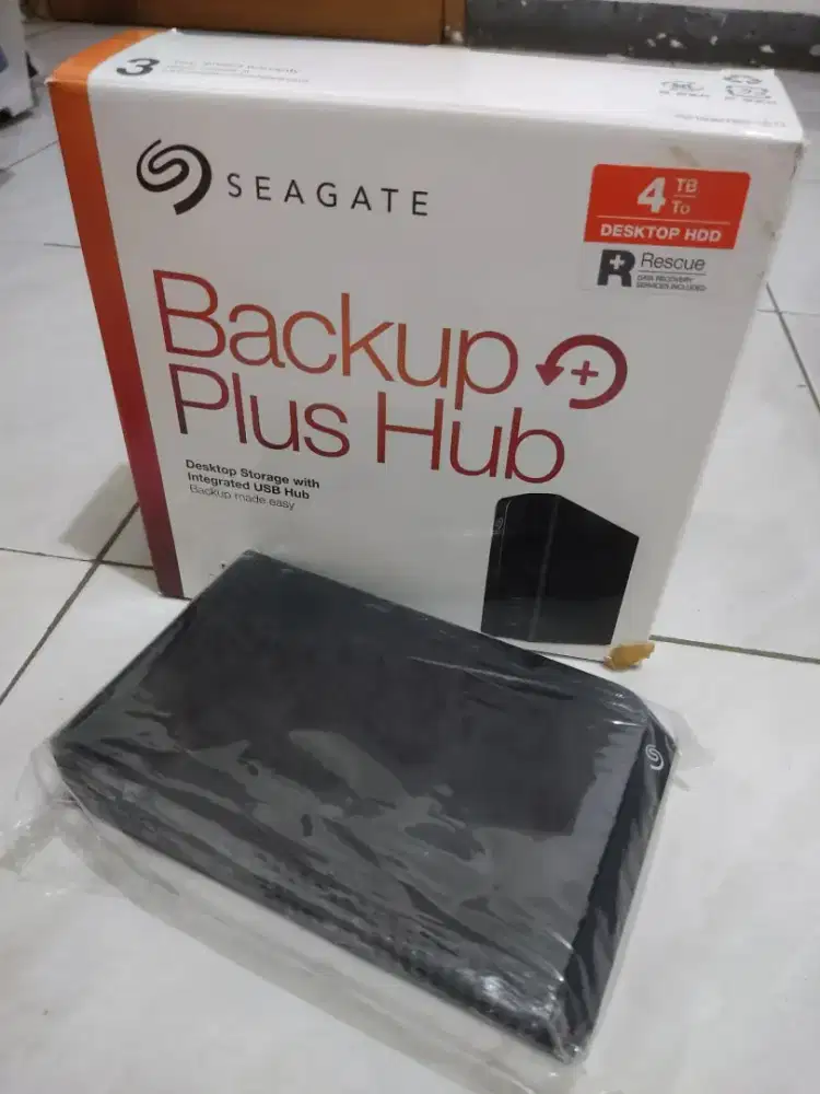 Hardisk Eksternal 4 TB Seagate Backup Plus Hub