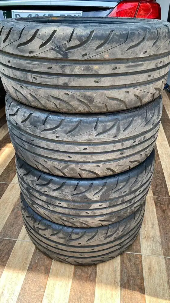 4 Ban 235/45/R17 Tebal 95% Size 235 45 17 Depok