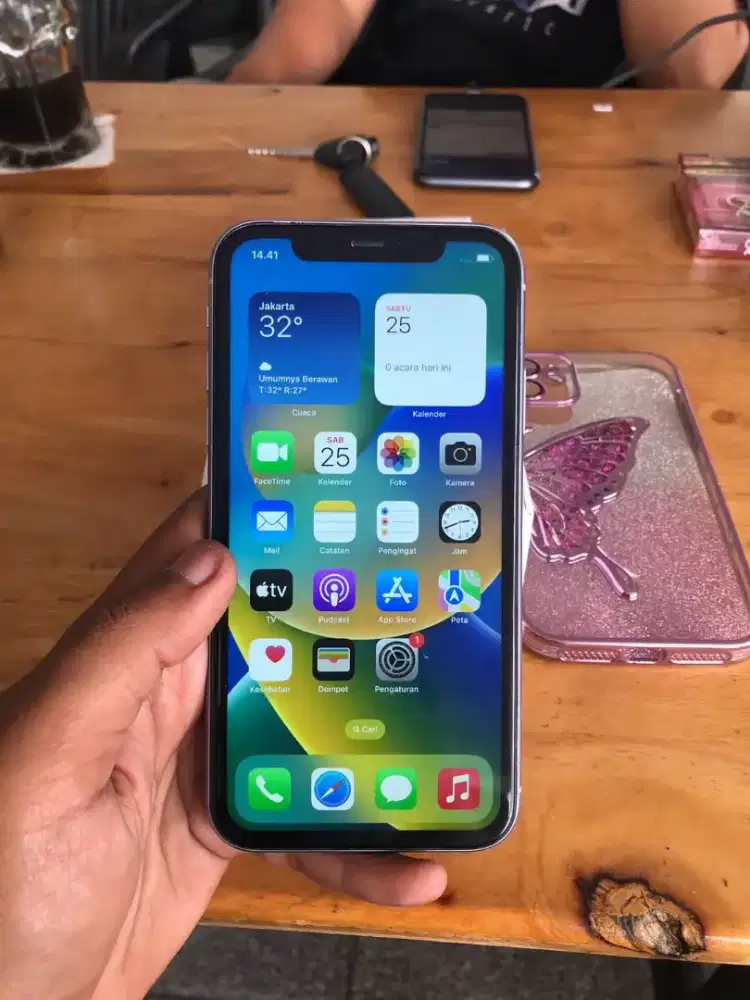 Iphone 11 64gb beacukai fullset