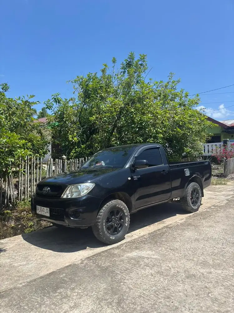 Hilux single cabin