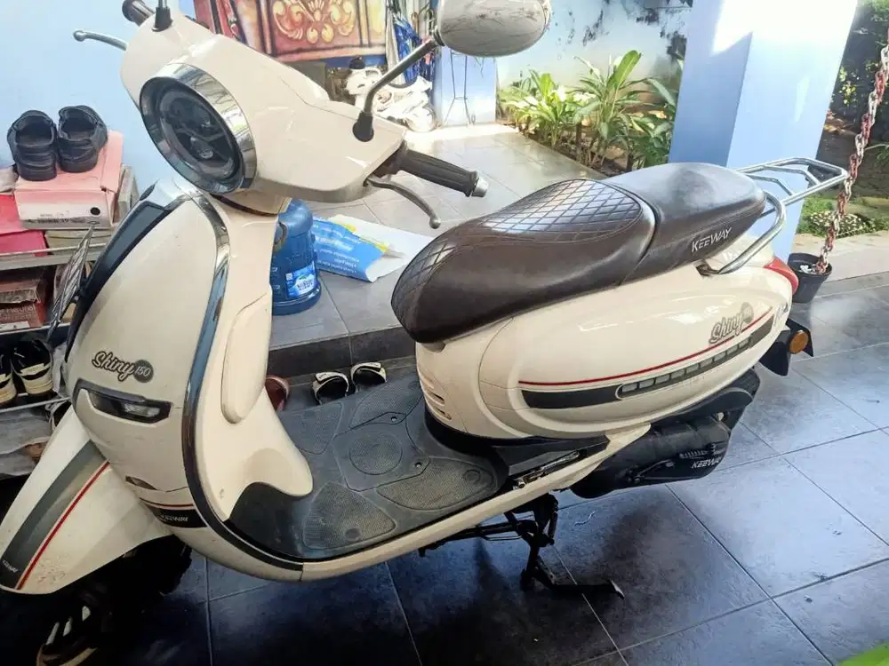 Benelli Keeway Shiny 150cc