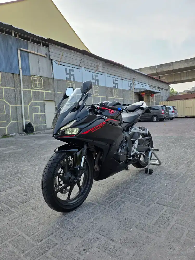Honda New CBR 250RR Black Freedom 2023