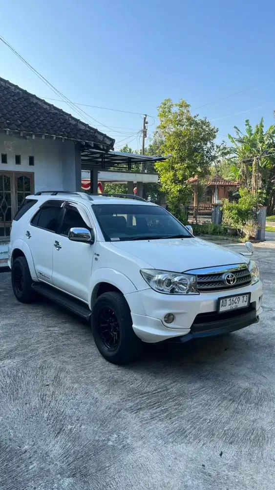 Fortuner 2.5 G VNT TRD SPORTIVO / AT