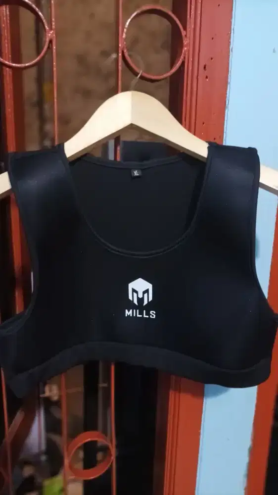 Dijual murah pelindung dada sport bola dan futsal