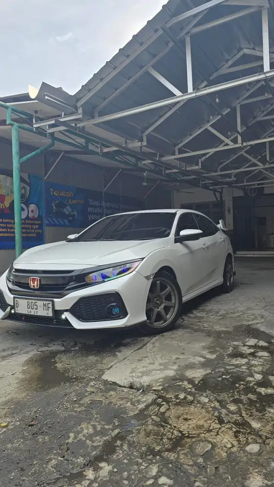 Honda Civic Hatchback 2019 Bensin
