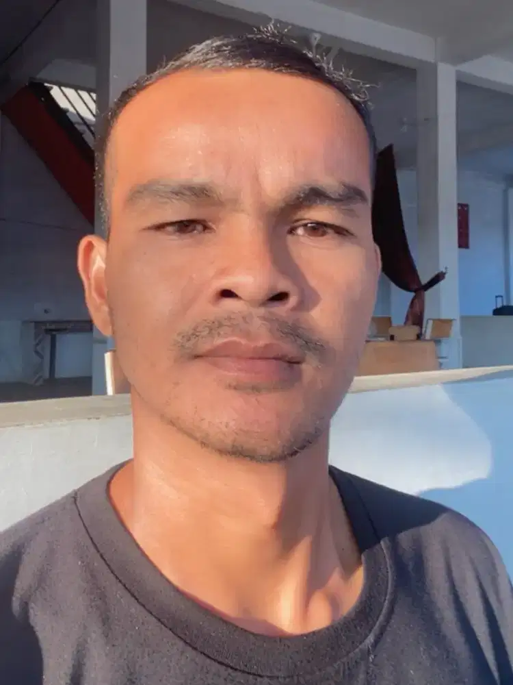 Saya lagi mencari kerja asal halal