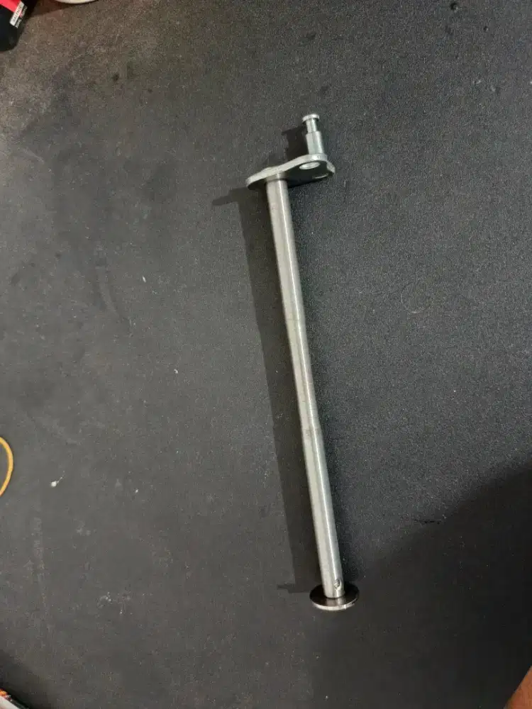 As cagak tengah drat mur anti berisik beat fi/scoopy esp