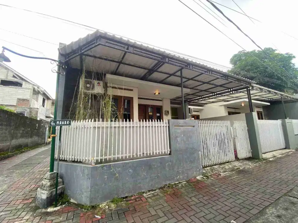 DIJUAL RUMAH CANTIK FULL FURNISH UTARA UGM JLN DAMAI
