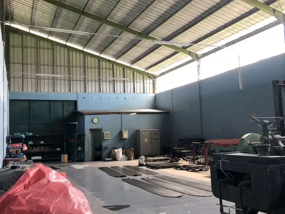 Pabrik Gudang Kawasan Industri Cimareme