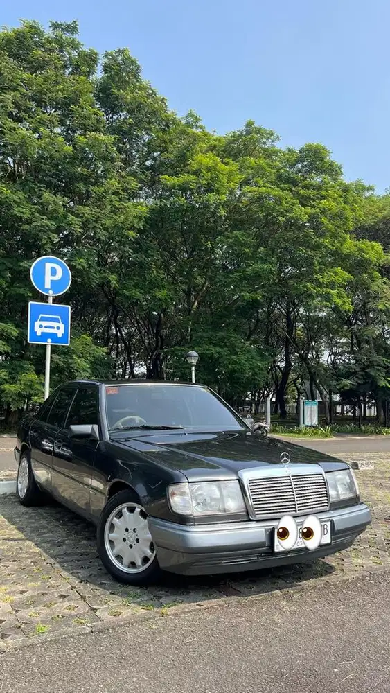 MERCEDES W124 230E 1992