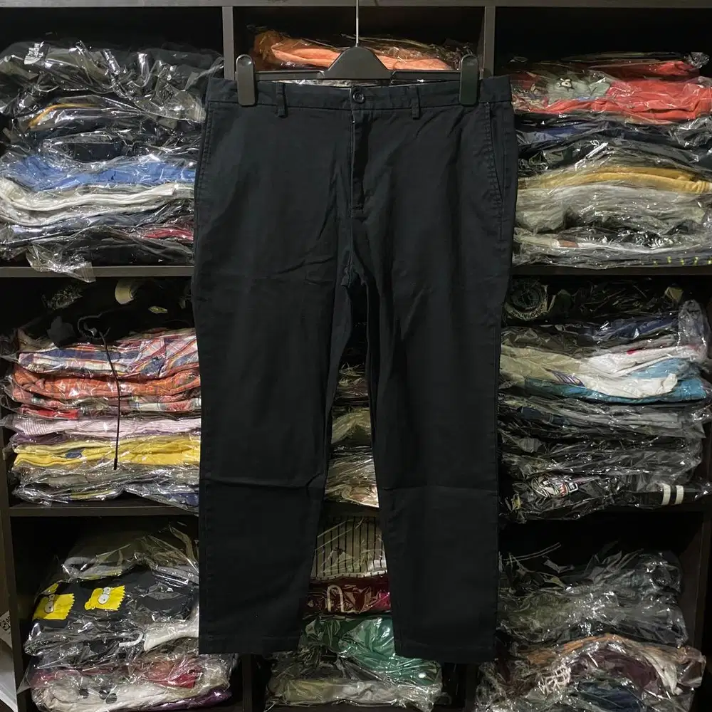 Celana chino Hangten - Size 35 - Celana chinos hitam black