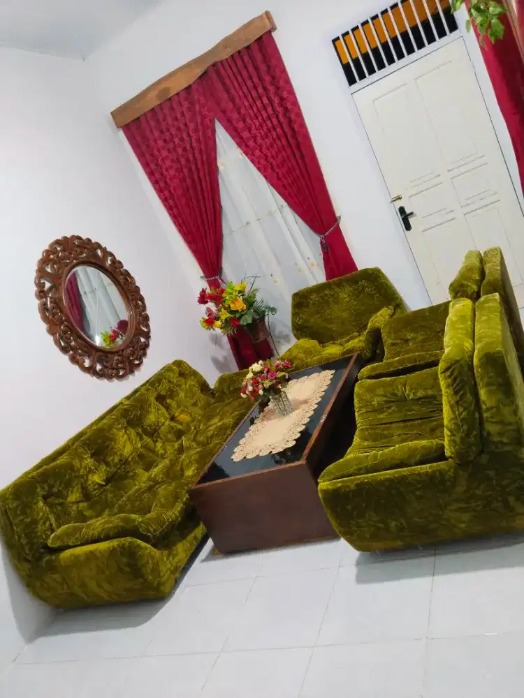 SOFA MEWAH BELDRU 1 SET JUAL. CEPAT