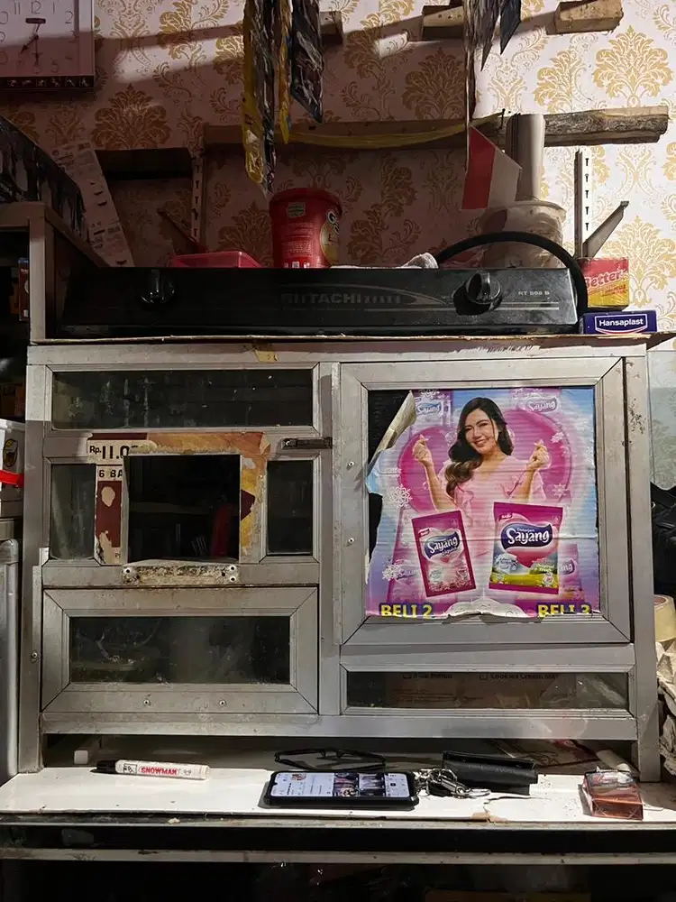 Etalase Kaca ukuran 80x50cm