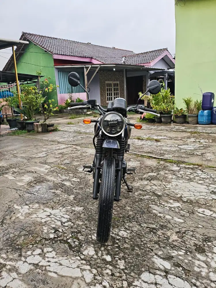 •jual kawasaki w175 se 2021 mesin halus
