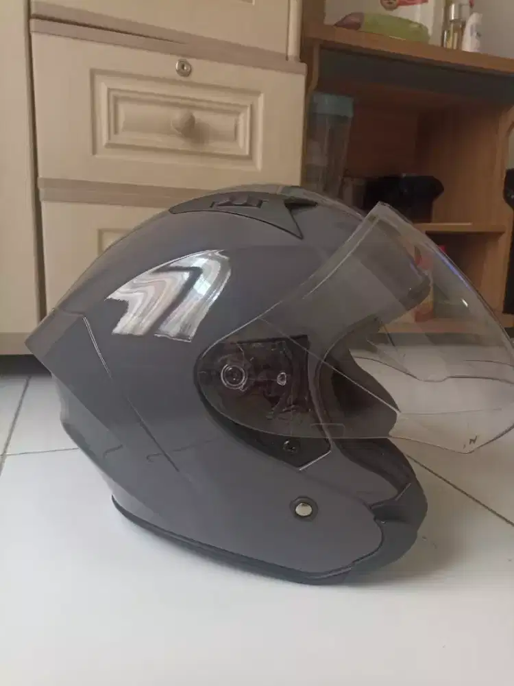Helm MSR kondisi baru