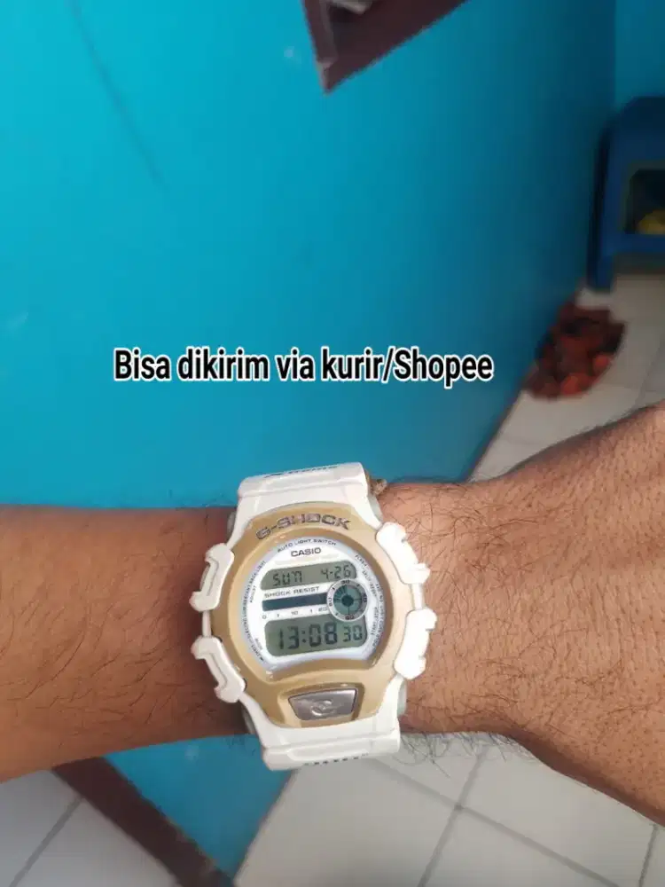 Jam tangan casio G SHOCK DW 004