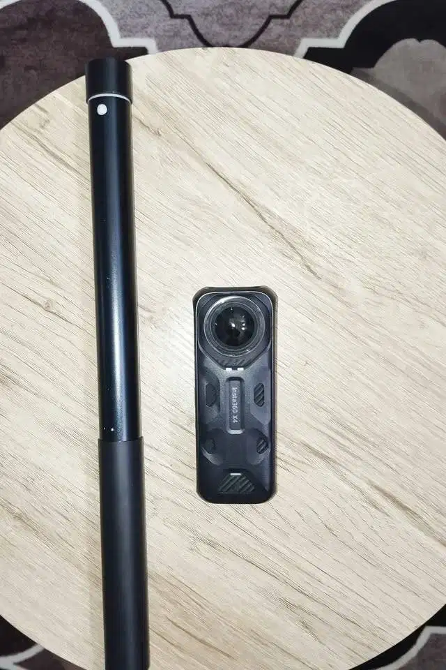 Insta360 X4 8K 360 Camera Fullset + Invisible Selfie Stick – Mulus