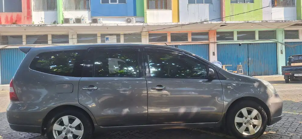 Nissan Grand livina 2008 Bensin