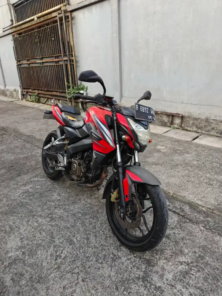 Kawasaki Bajaj Pulsar 200NS