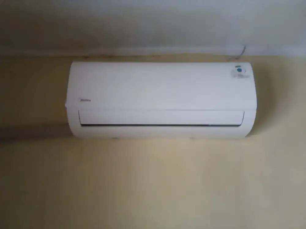 Jual AC merk Midea 3/4 Pk