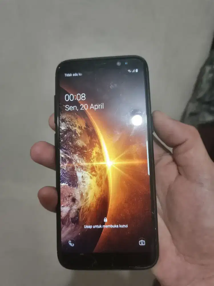 Handphone samsung S8