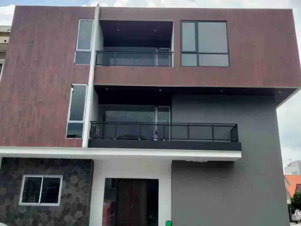 Dijual Rumah Modern Hoek Cluster Sutera Flamboyan Alam Sutera Tangerang