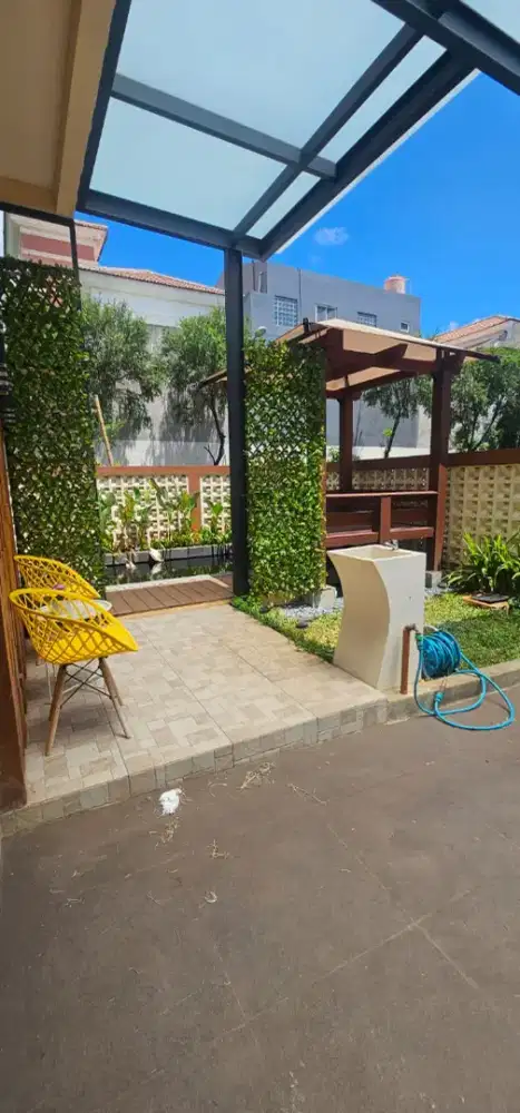 Rumah Siap Huni Strategis Di Cluster Lavender Gading Serpong