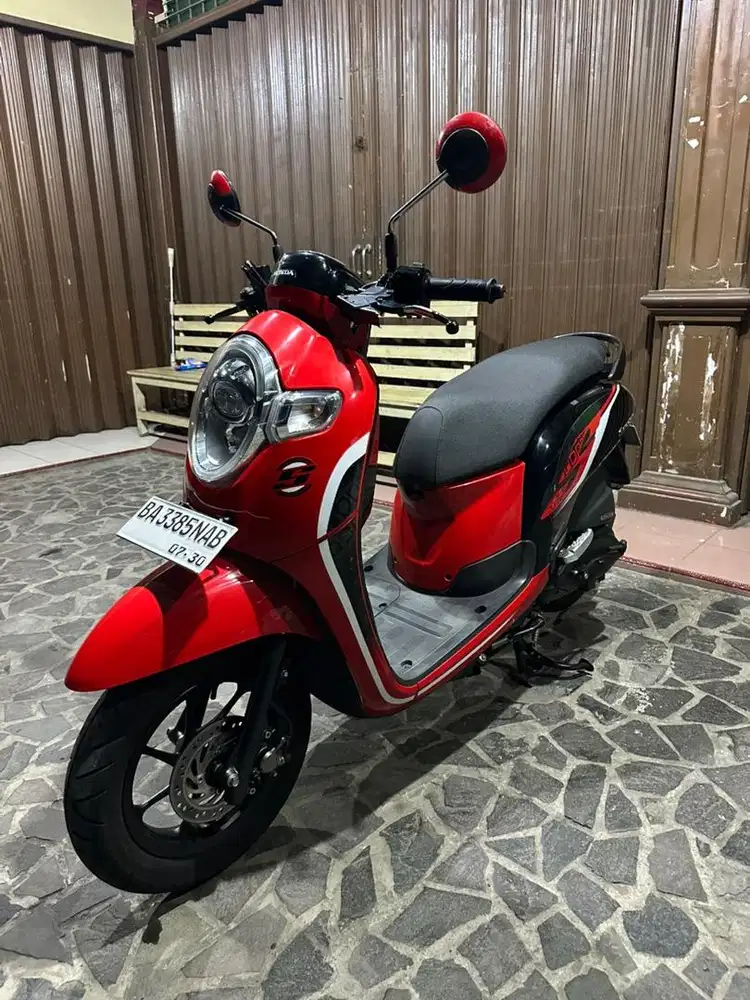 Scoopy Stylish 2020