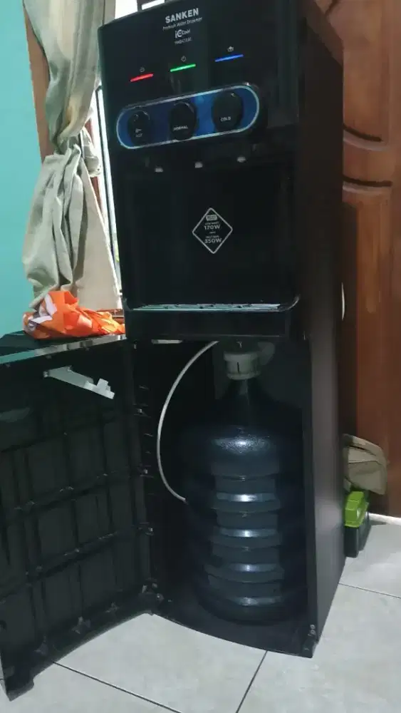 Dispenser Sanken Panas Dingin Low Watt