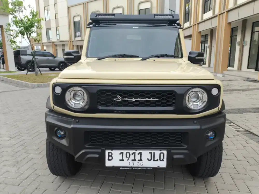 SUZUKI JIMNY 5 DOOR 1.5 AT 4X4 MODIFIED PROPER