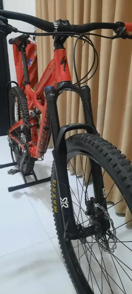 Sepeda MTB Specialized Enduro 2016
