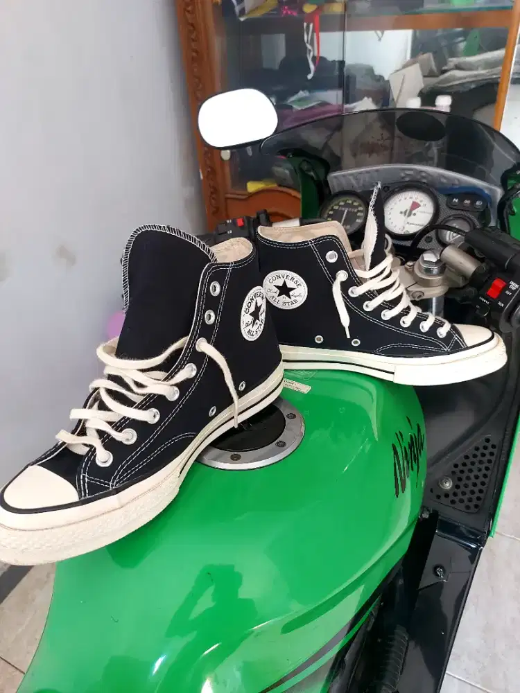 Sepatu Converse