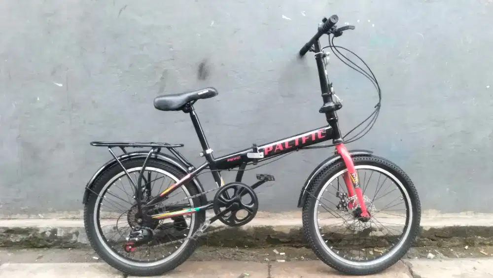 Sepeda lipat pacific