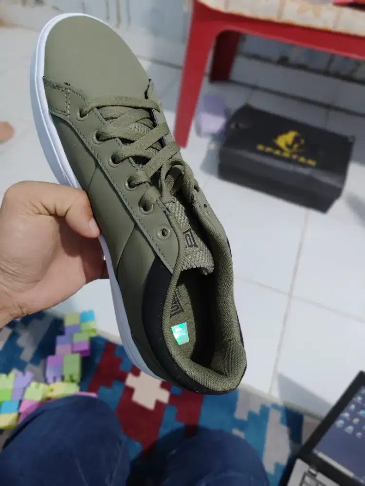 Sepatu Lonsdale Original