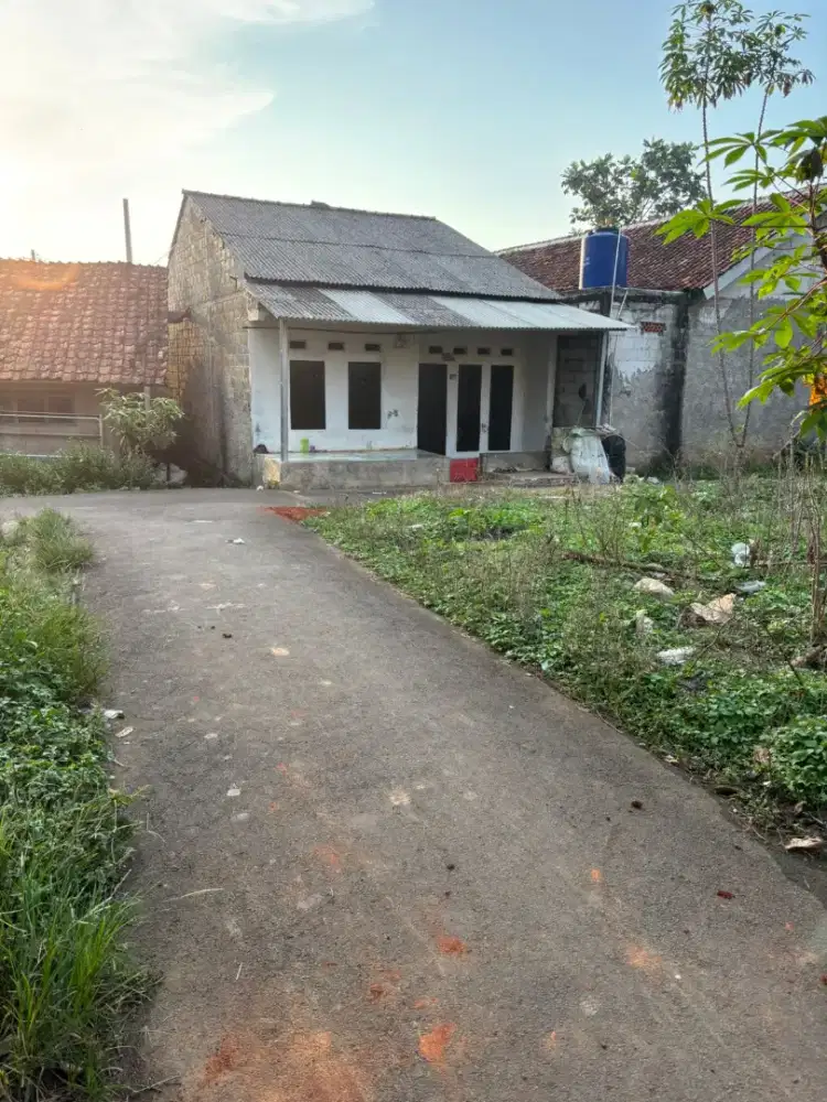 Dijual tanah di Cisauk girang