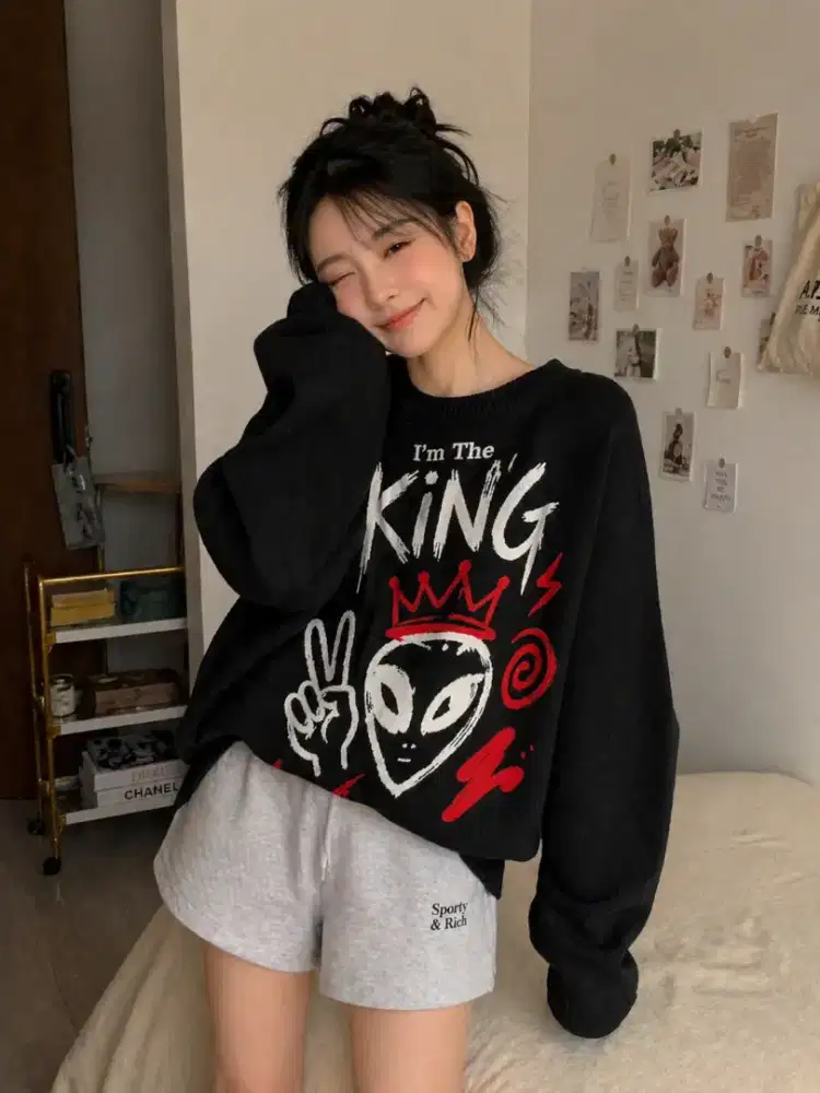 LOWONGAN KERJA HOST LIVE PRODUK FASHION (WANITA)