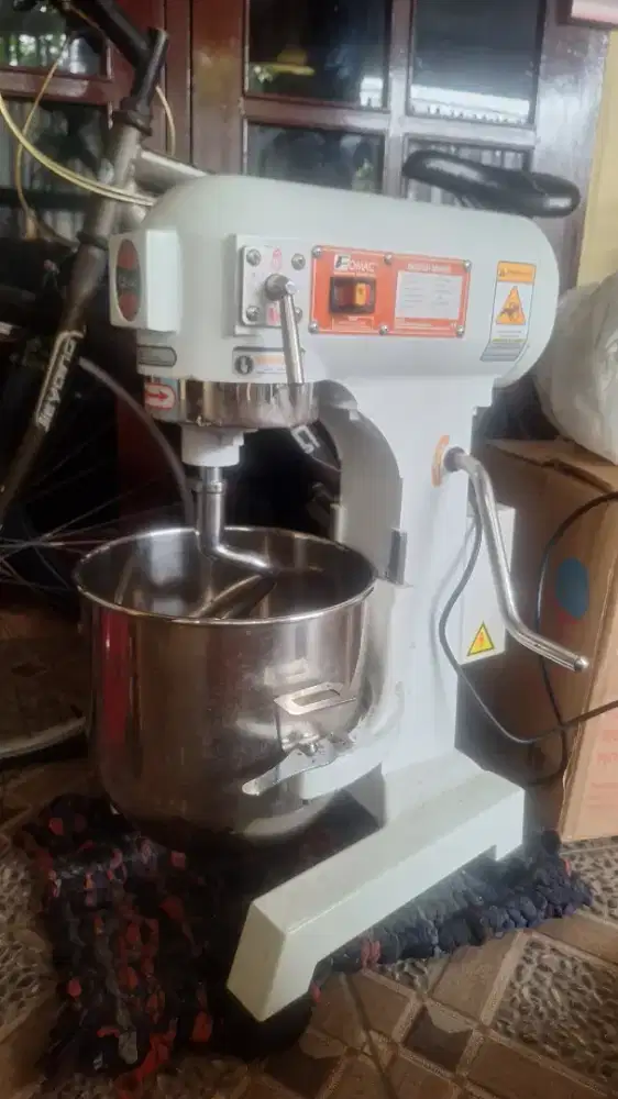 Stand Up Mixer FOMA