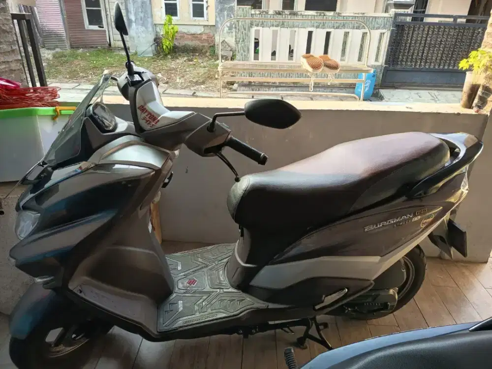 Suzuki Burgman 125 Banten