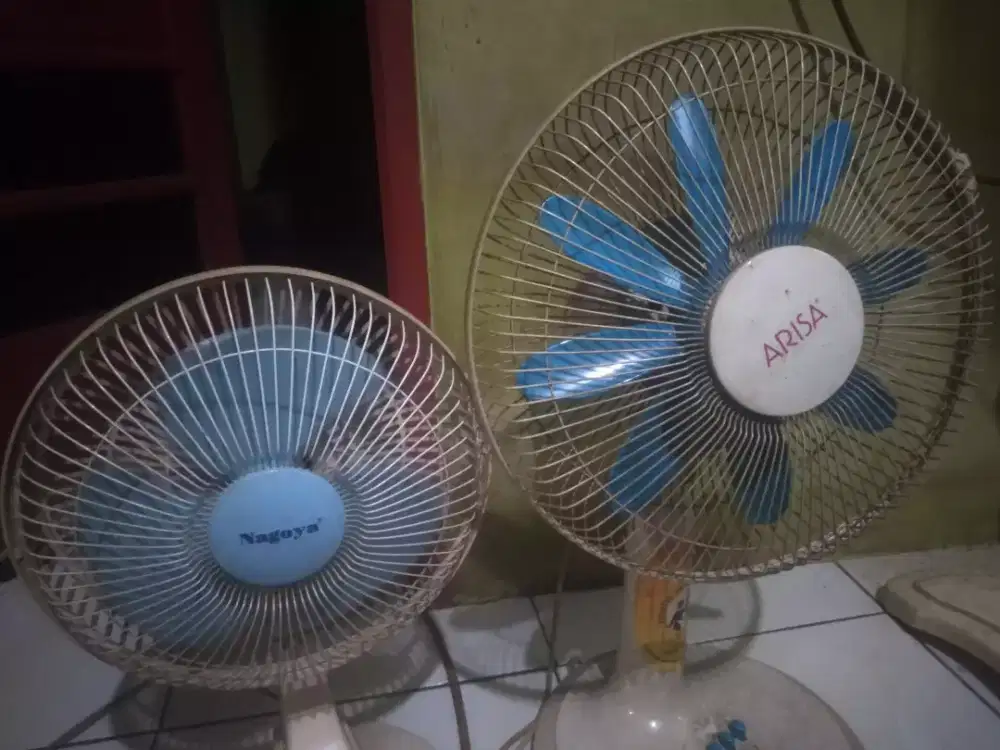2 kipas angin normal