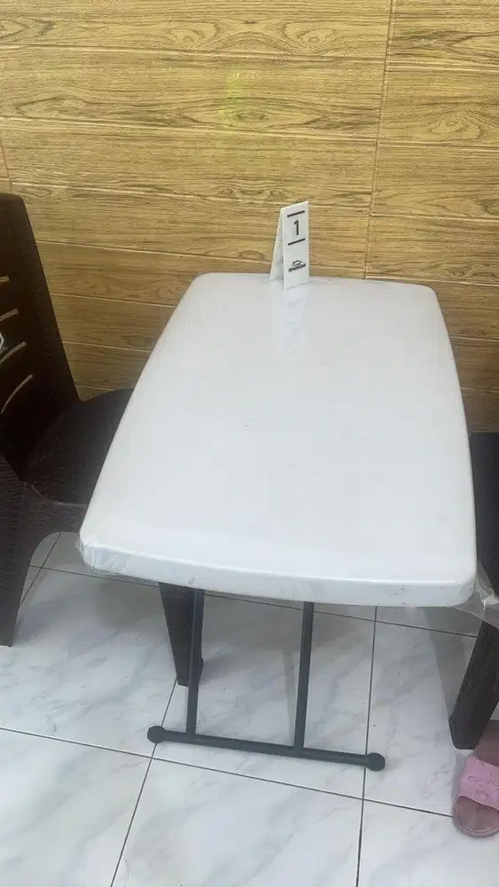 AZKO KRISBOW MEJA LIPAT AFFORDABLE