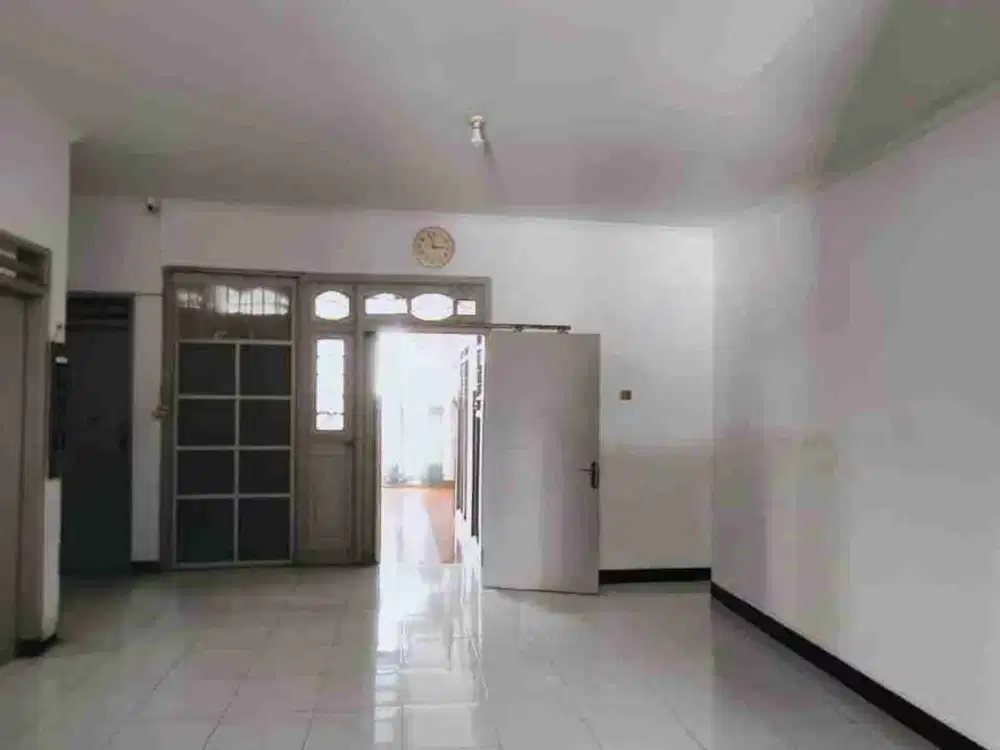 JUAL RUMAH HITUNG TANAH BLOK FAVORITE PERUM NIRWANA EKSEKUTIF