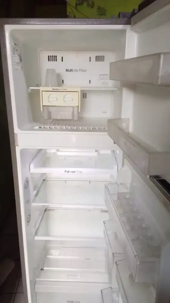 Kulkas 2 pintu LG JUMBO GRATIS ANTAR nego