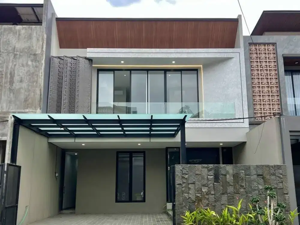Rumah Mewah Di Galaxy Bumi Permai 5 Menit Ke MERR Surabaya