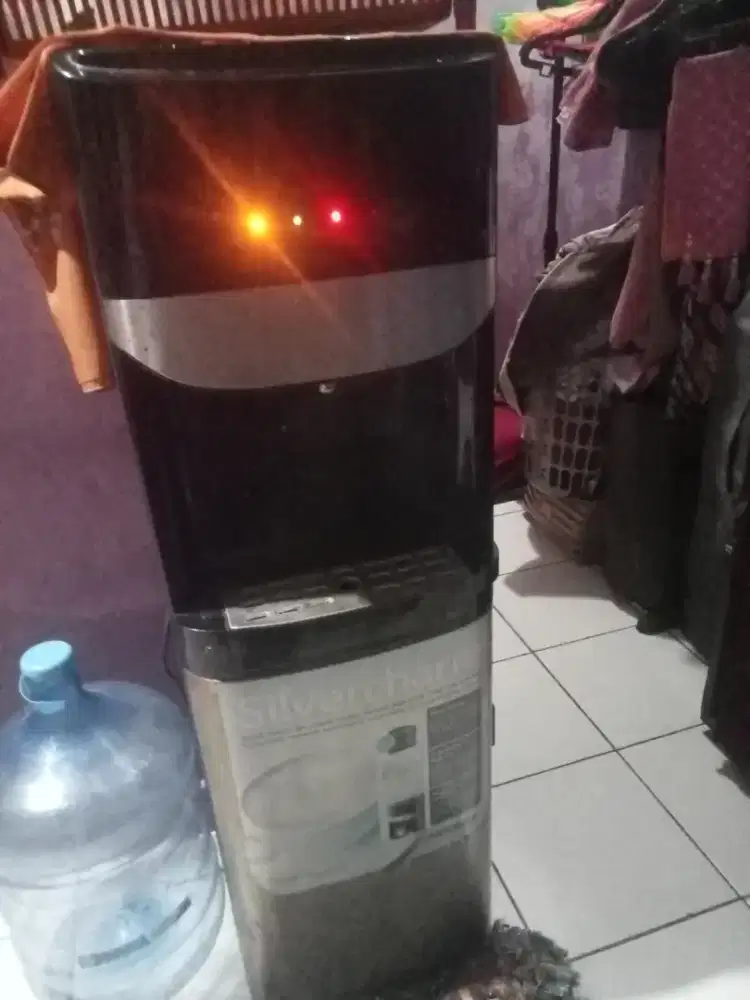 Jual dispenser merek Modena