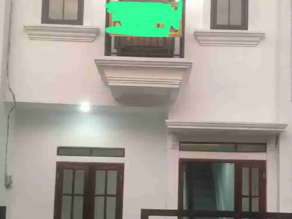 Dijual rumah di Jagakarsa Jakarta Selatan, akses jalan 2 mobil