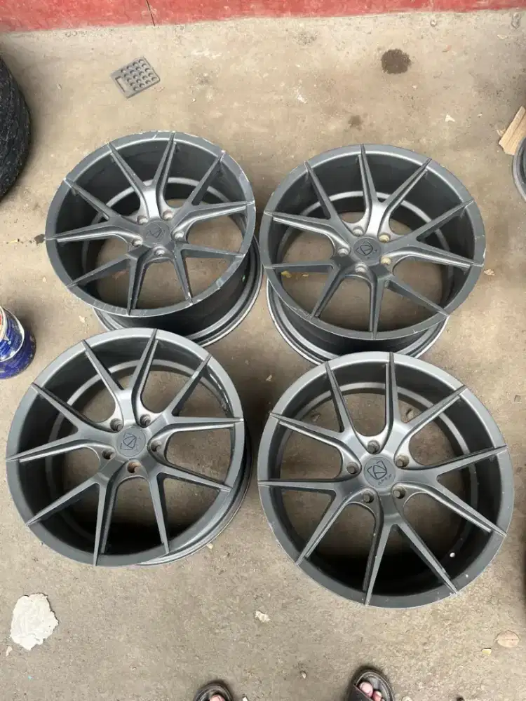 BBS C1R APEX Ring 20 lebar 9-10,5 pcd 5x114,3 ET 35-42 4pcs