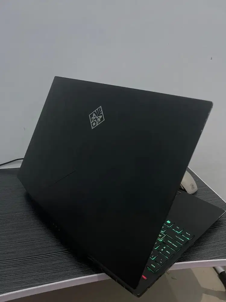 Laptop Omen 15 masih bagus polll